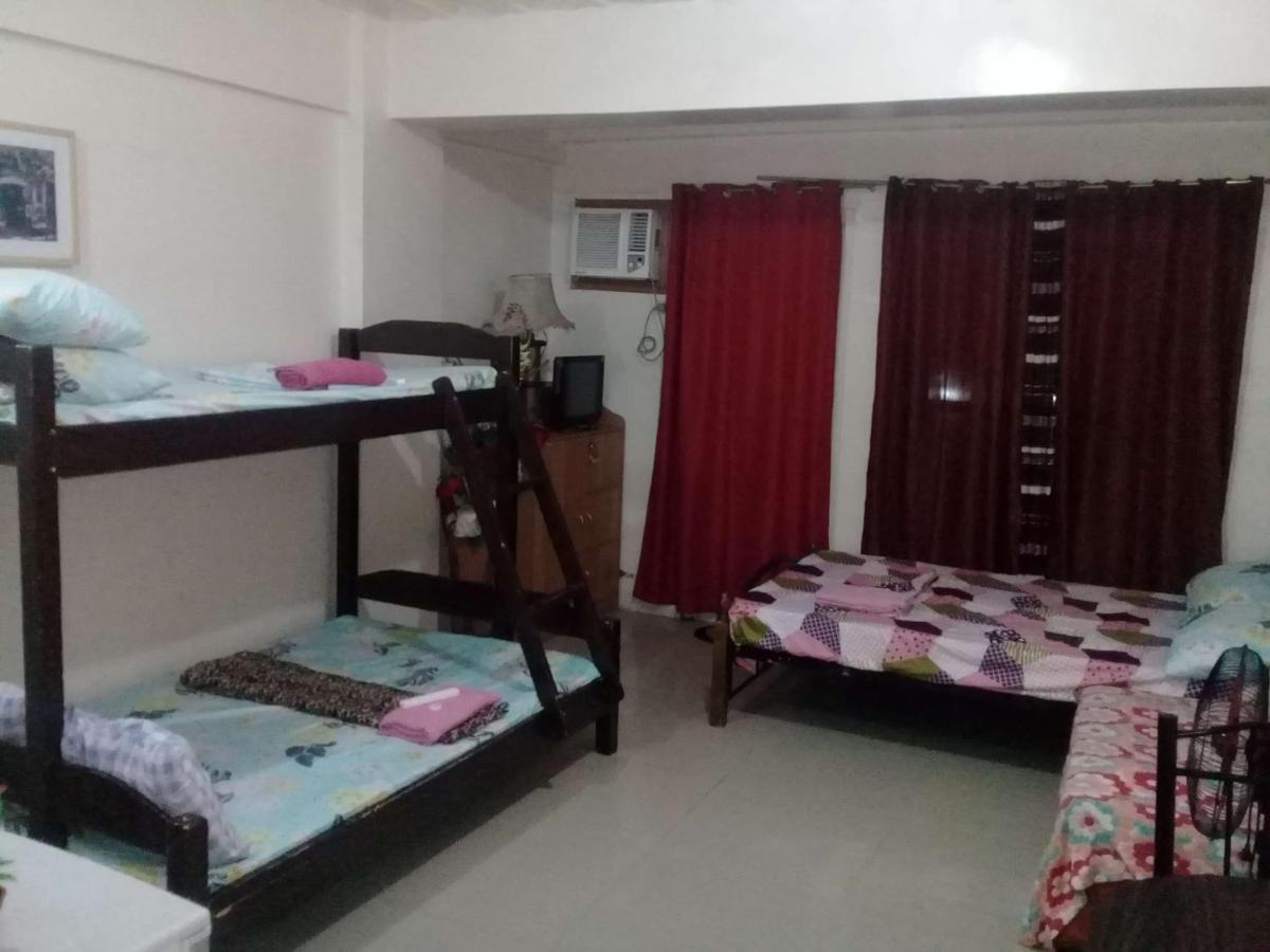 Ekonumi Rooms At Moonwalk Paranaque Paranaque City Esterno foto